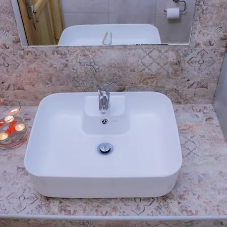 Limnioni Appartement *