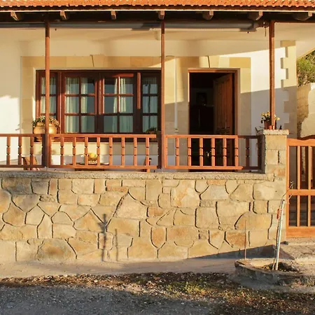 Limnioni Archangelos (Rhodes)