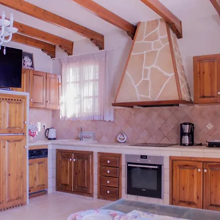 Appartement Limnioni *