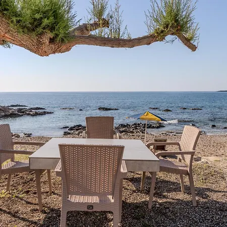 Limnioni Archangelos (Rhodes)